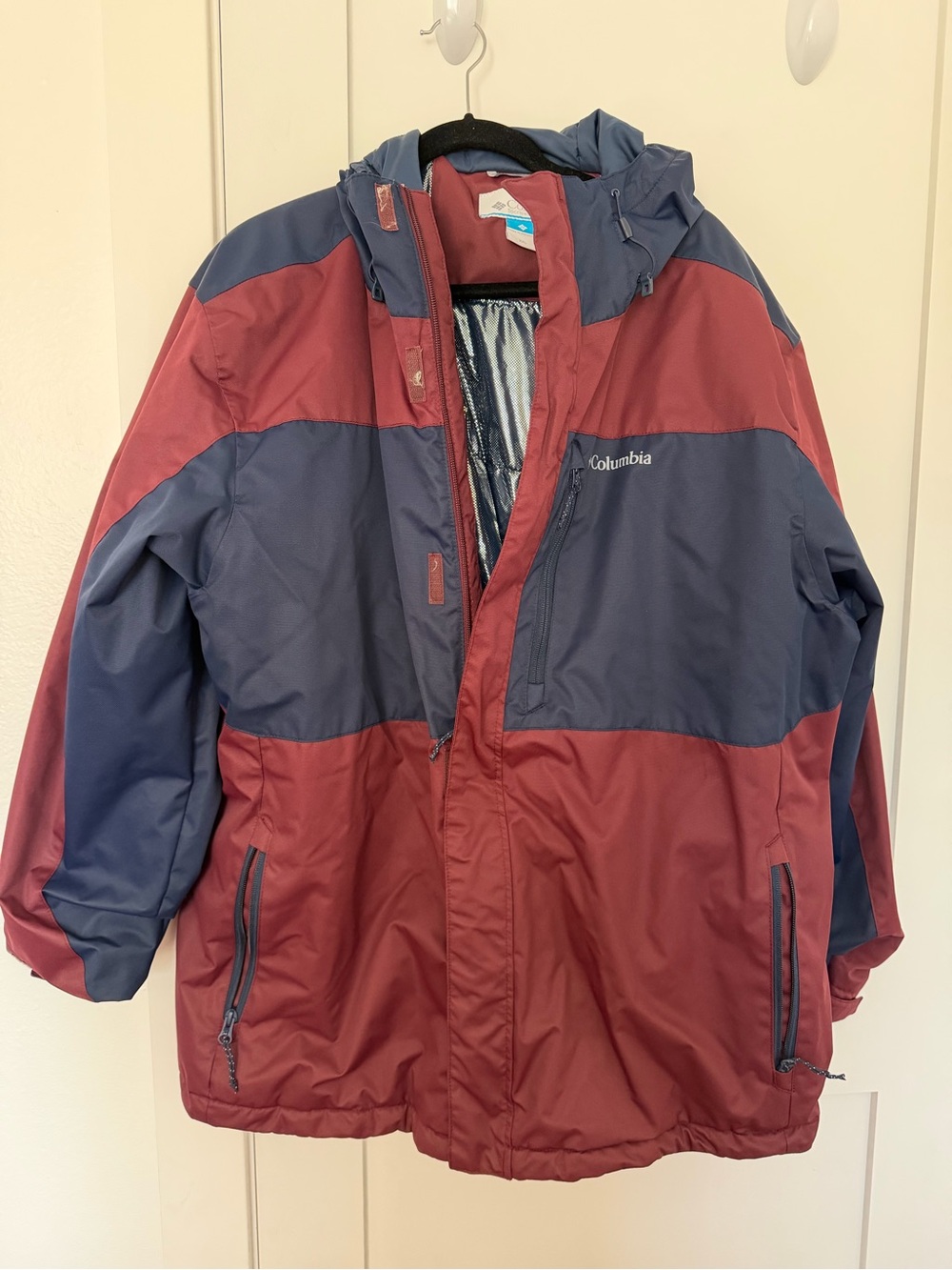 Columbia Mens Two-Tone Navy & Burgundy Winter Jacket